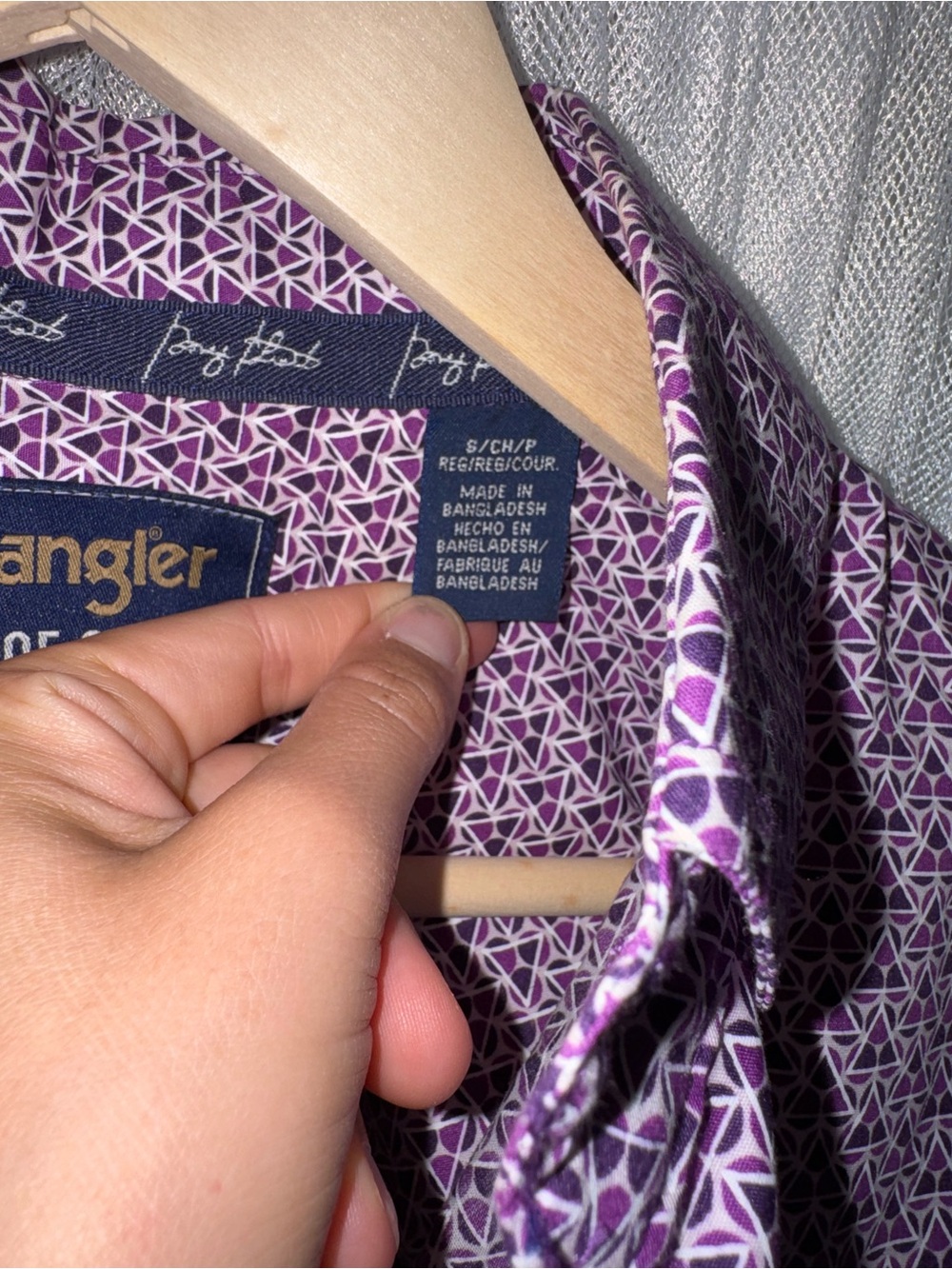 Wrangler Men's Purple Micro-Pattern Button-Down Shirt - Picture 3 of 7